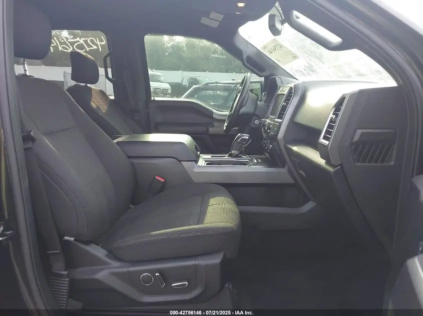 2015 FORD F-150 XLT