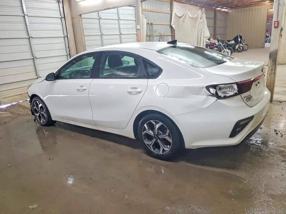 2021 KIA FORTE LXS  