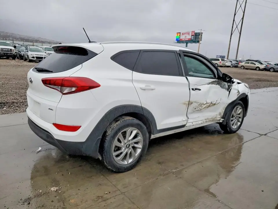 2017 HYUNDAI TUCSON   