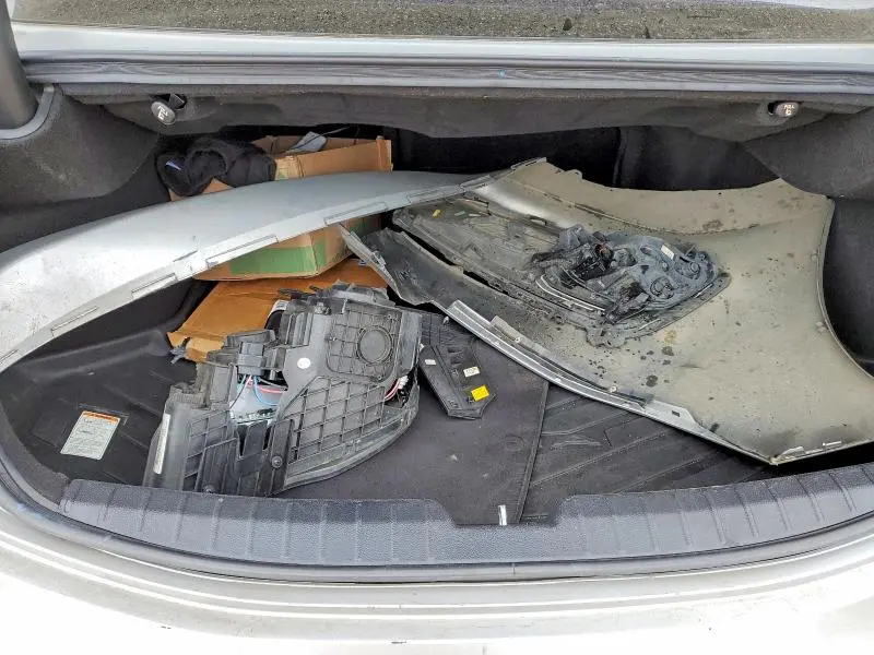 2017 HYUNDAI AZERA LIMITED  