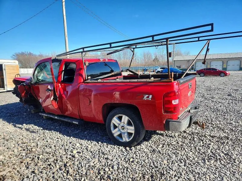 2011 CHEVROLET SILVERADO K1500 LT  