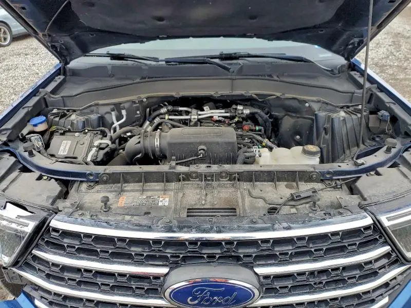 2021 FORD EXPLORER XLT  