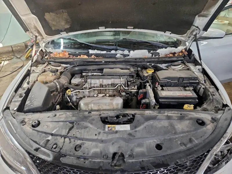 2016 CHRYSLER 200 LX  