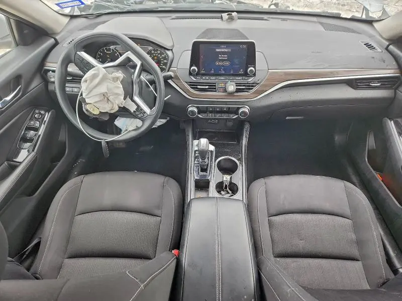 2023 NISSAN ALTIMA SV  