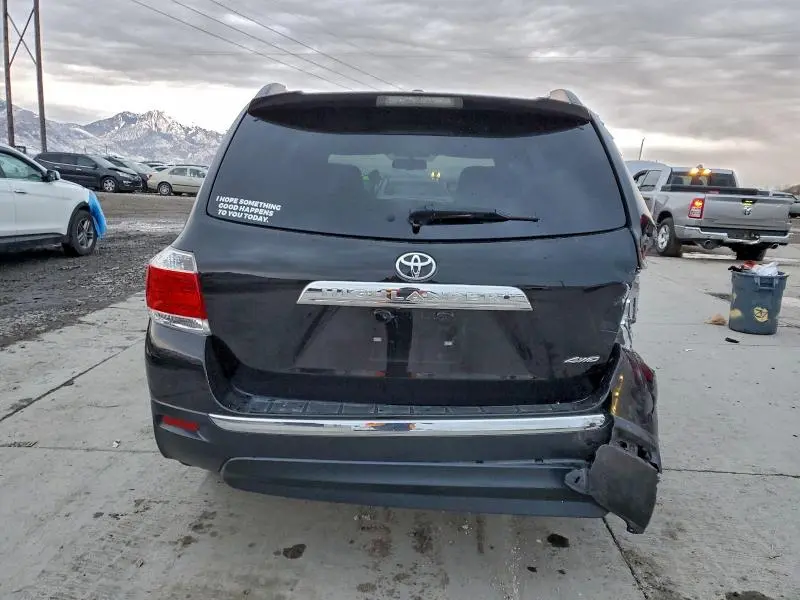 2013 TOYOTA HIGHLANDER LIMITED  