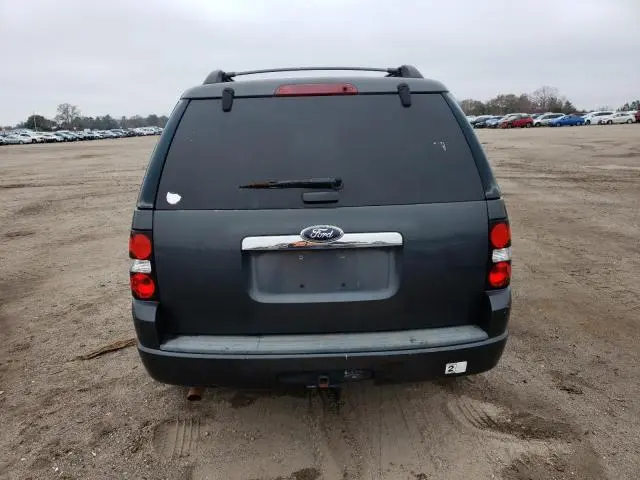 2010 FORD EXPLORER XLT  