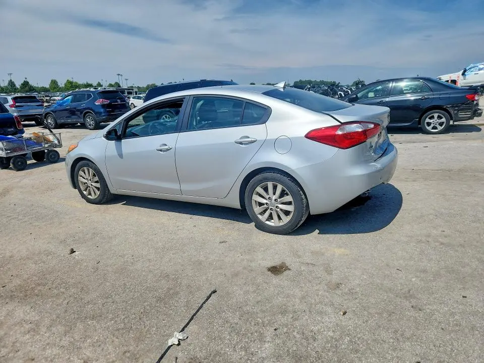 2016 KIA FORTE LX  