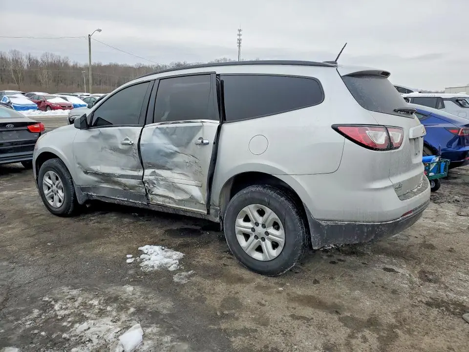 2016 CHEVROLET TRAVERSE LS  