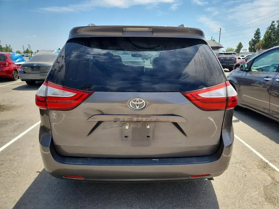 2017 TOYOTA SIENNA XLE 8-PASSENGER  