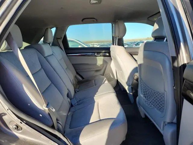 2011 KIA SORENTO BASE  