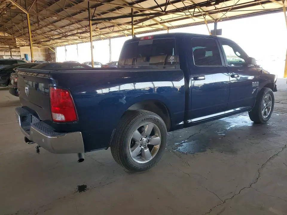 2018 RAM 1500 SLT  