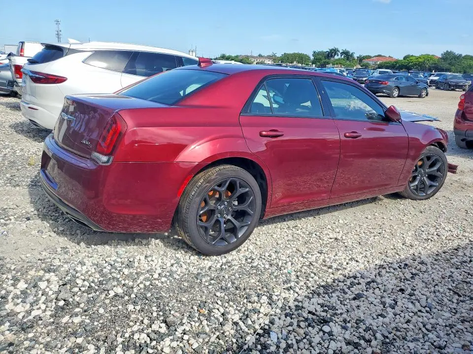 2019 CHRYSLER 300 S  