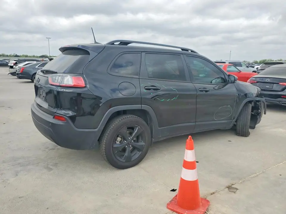 2021 JEEP CHEROKEE LATITUDE PLUS  