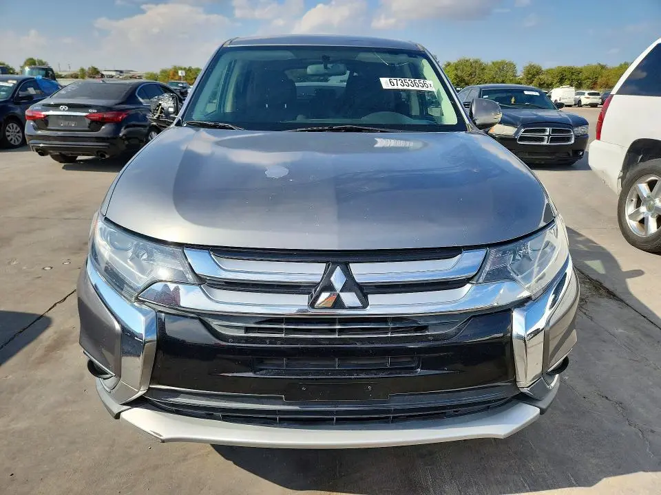 2018 MITSUBISHI OUTLANDER SE  