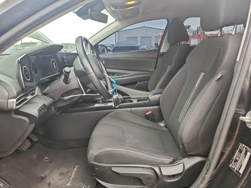 2021 HYUNDAI ELANTRA SEL  