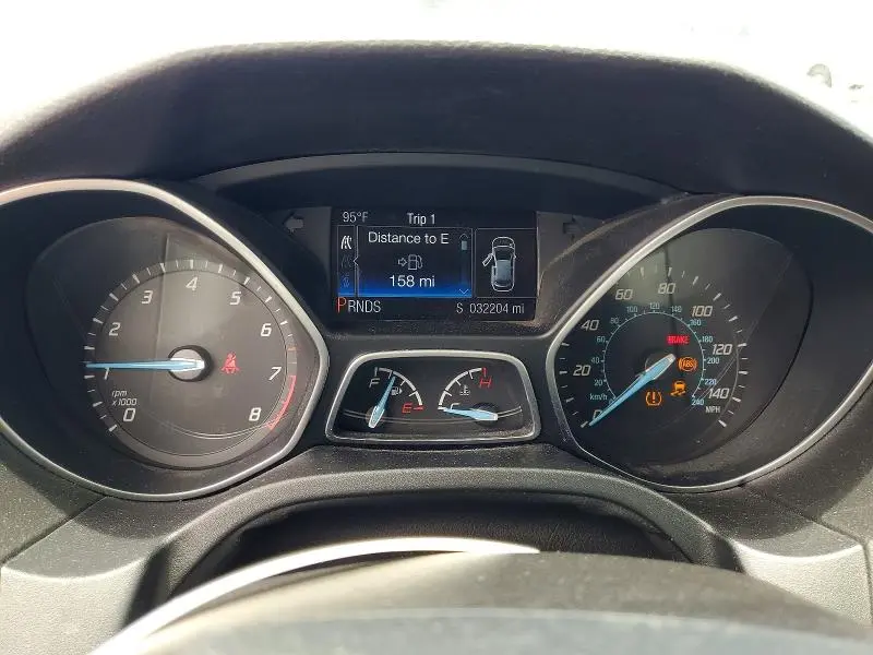 2014 FORD FOCUS TITANIUM  