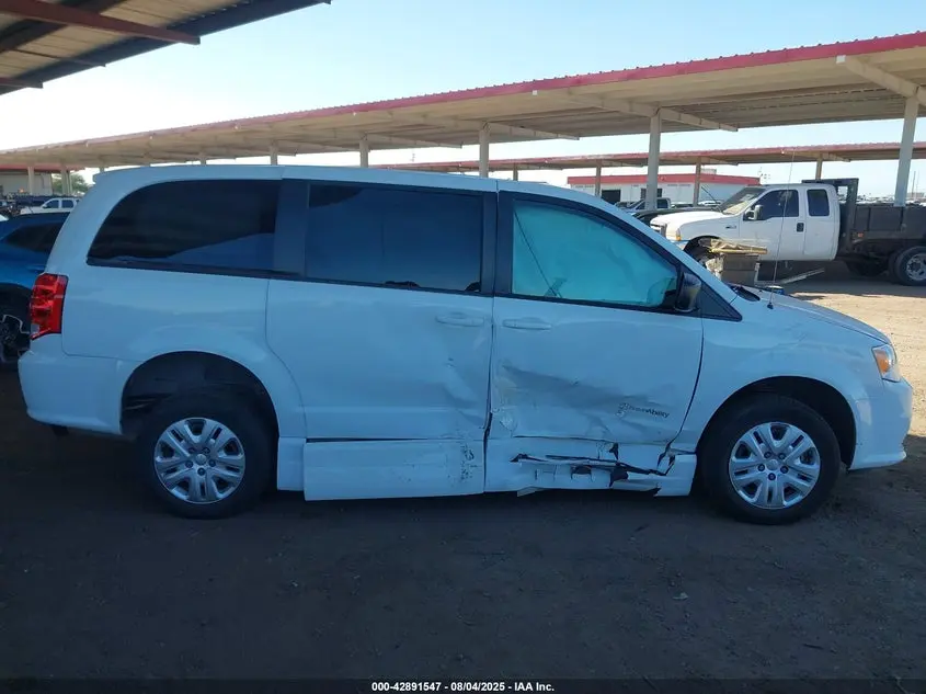 2018 DODGE GRAND CARAVAN SE