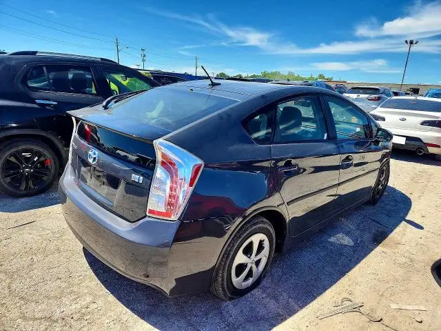 2015 TOYOTA PRIUS THREE  