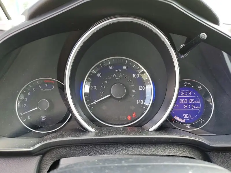 2016 HONDA FIT   