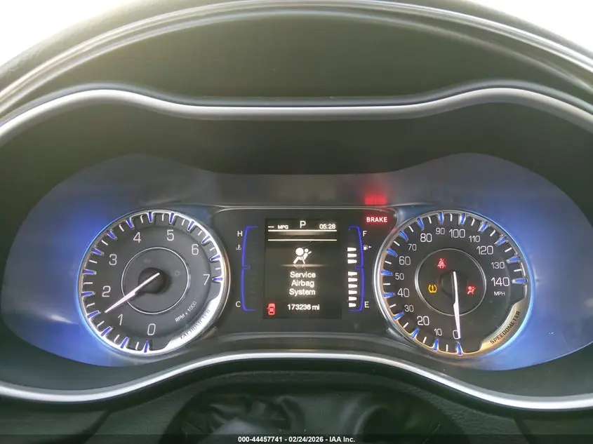 2015 CHRYSLER 200 LIMITED
