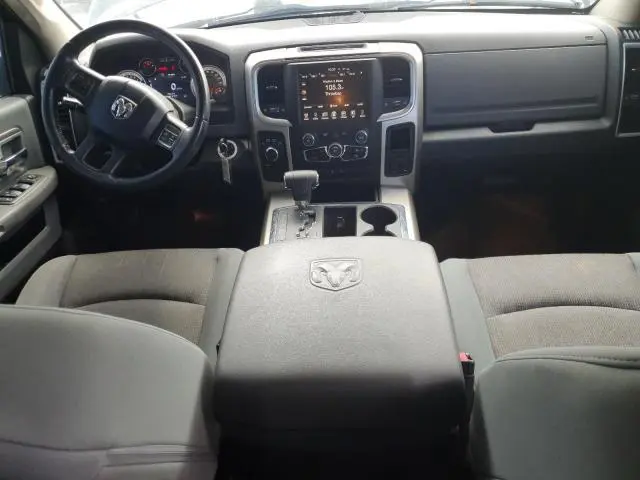 2013 RAM 1500 SLT  