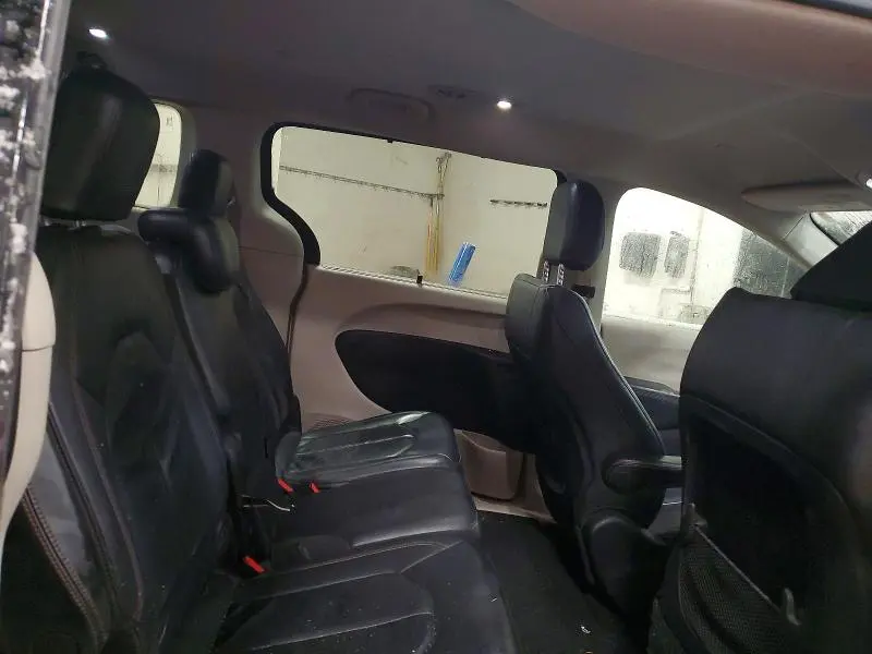 2017 CHRYSLER PACIFICA TOURING L  