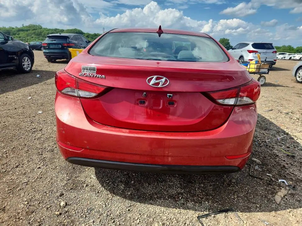 2014 HYUNDAI ELANTRA SE  