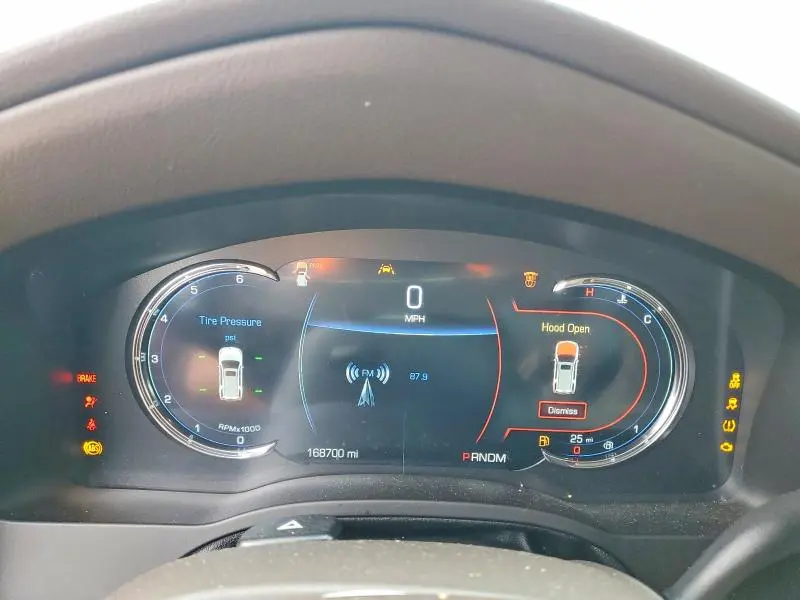2016 CADILLAC ESCALADE LUXURY  