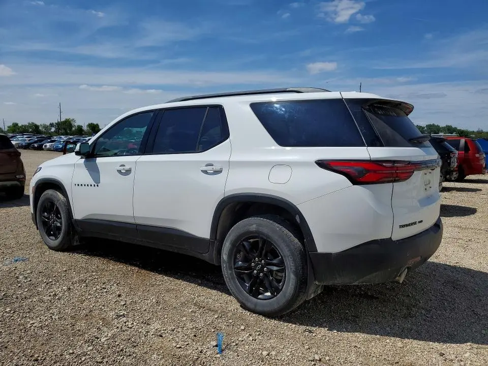 2022 CHEVROLET TRAVERSE LT  