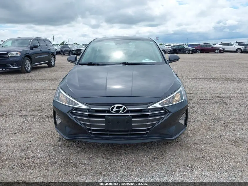 2020 HYUNDAI ELANTRA SE