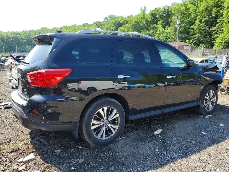 2020 NISSAN PATHFINDER SV  