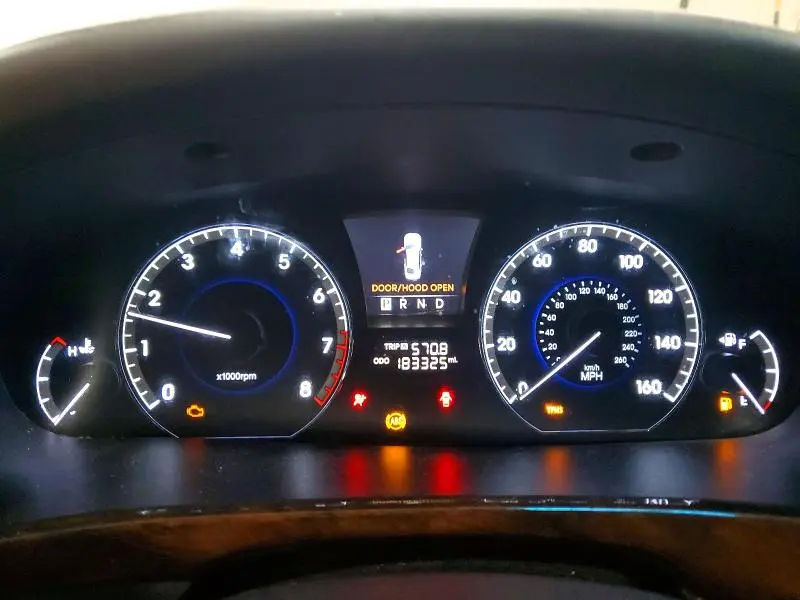 2011 HYUNDAI EQUUS SIGNATURE  