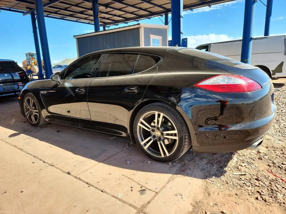 2012 PORSCHE PANAMERA 2  
