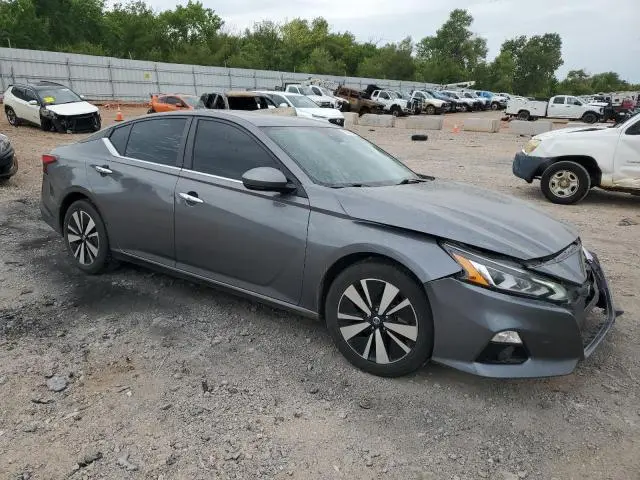 2019 NISSAN ALTIMA SL  