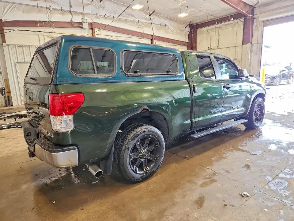 2011 TOYOTA TUNDRA DOUBLE CAB SR5  