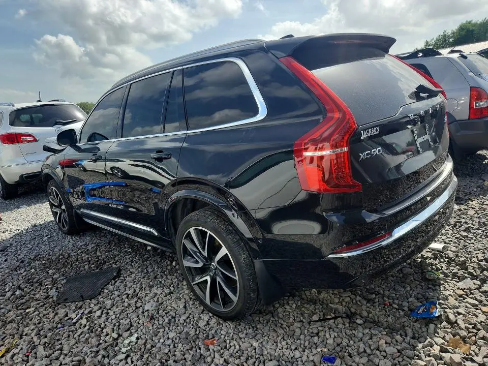 2023 VOLVO XC90 PLUS  