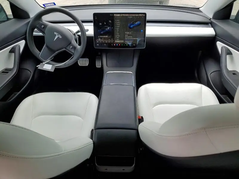 2021 TESLA MODEL 3   
