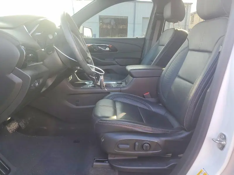 2022 CHEVROLET TRAVERSE RS  