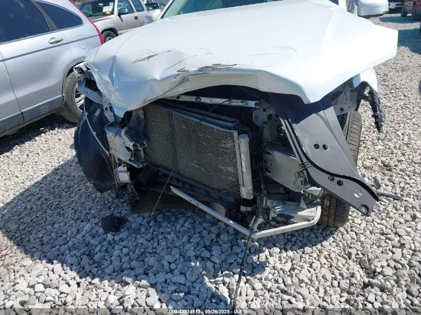 2017 VOLVO XC90 T6 MOMENTUM