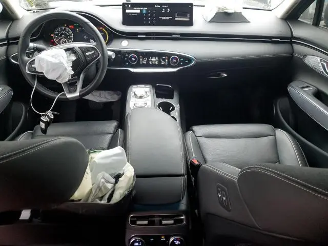 2023 GENESIS GV70 BASE  
