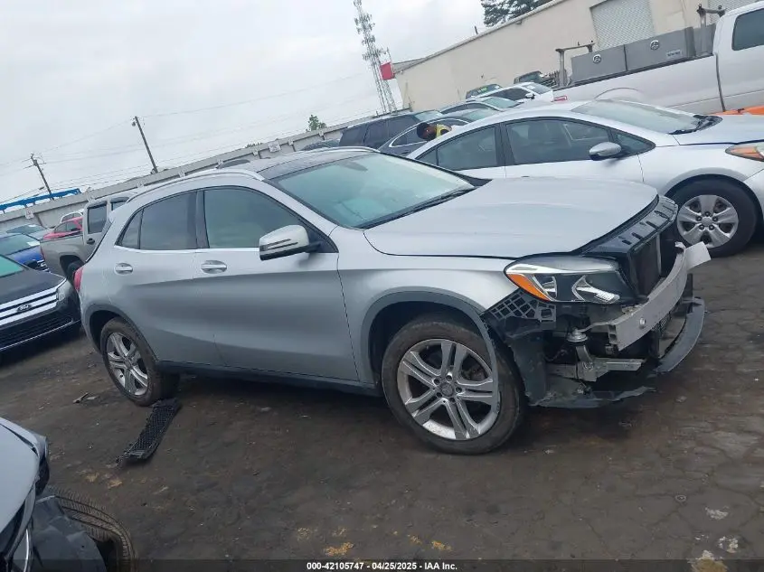 2017 MERCEDES-BENZ GLA 250  