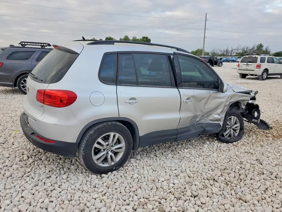 2016 VOLKSWAGEN TIGUAN S  