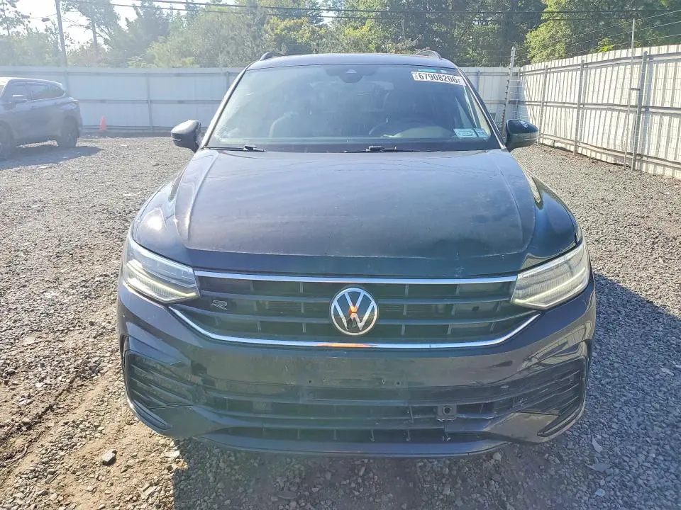 2023 VOLKSWAGEN TIGUAN SE R-LINE BLACK  