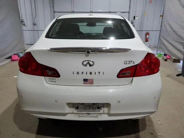2013 INFINITI G37   