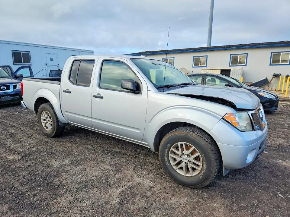 2014 NISSAN FRONTIER S  