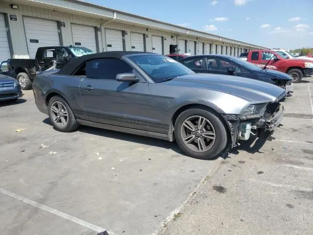 2013 FORD MUSTANG