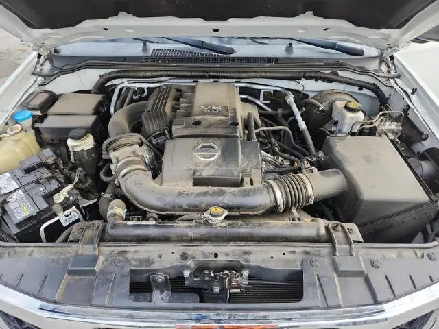 2019 NISSAN FRONTIER S