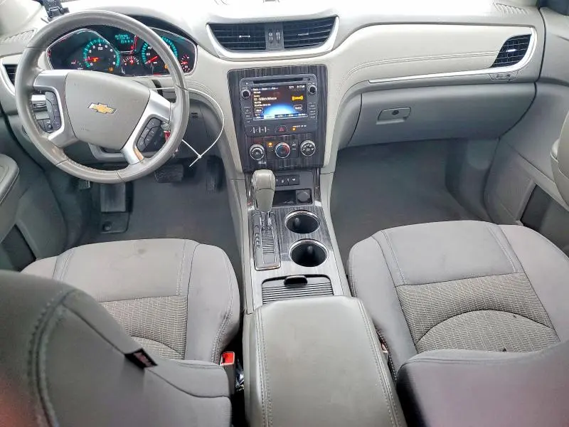 2014 CHEVROLET TRAVERSE LT  