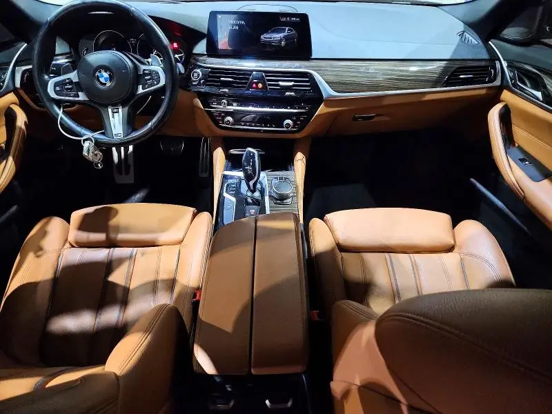 2019 BMW 540 XI  