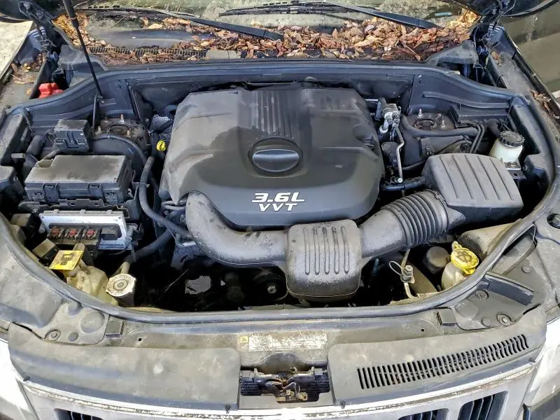 2012 JEEP GRAND CHEROKEE LAREDO  